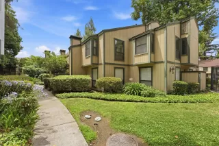 Photo #2: 226088734 Listing