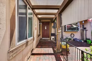 Photo #6: 226088834 Listing