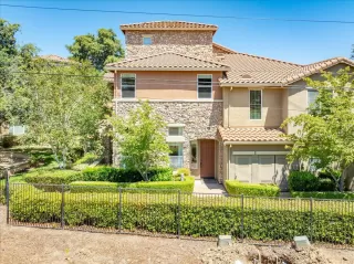 Photo #2: 226089215 Listing 