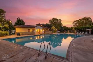 Photo #5: 226089515 Listing