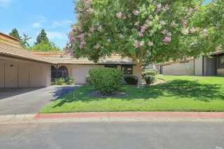Photo #1: 226089553 Listing