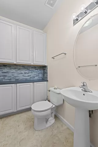 Photo #6: 226089611 Listing
