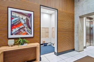 Photo #6: 226089625 Listing