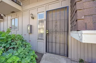 Photo #4: 226089640 Listing