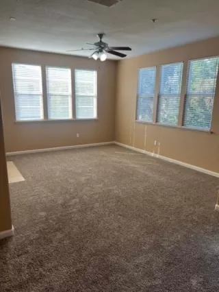 Photo #3: 226089960 Listing