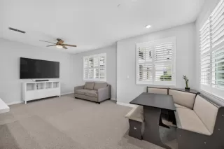 Photo #3: 226089999 Listing