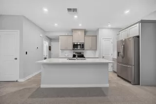 Photo #6: 226089999 Listing