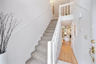 Photo #5: 226090470 Listing