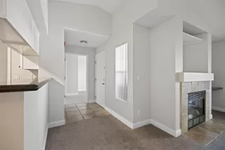 Photo #3: 226091004 Listing