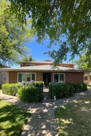 Photo #1: 226091575 Listing