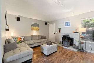 Photo #1: 226091878 Listing