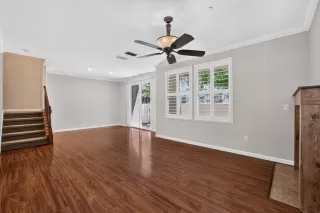 Photo #3: 226091914 Listing