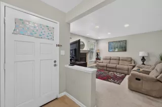 Photo #1: 226091981 Listing 