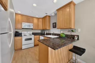 Photo #3: 226091981 Listing 