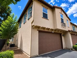Photo #1: 226093050 Listing 