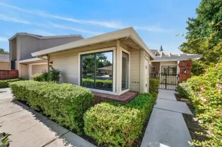 Photo #2: 226093910 Listing