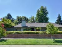 More Details about MLS # 223083445 : 104 TOUCHSTONE PLACE