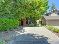 More Details about MLS # 225072238 : 2130 UNIVERSITY PARK DR
